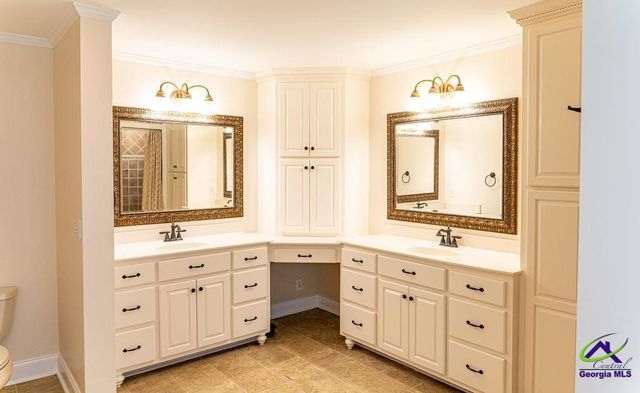 52 Walden Way, Hawkinsville, GA 31036