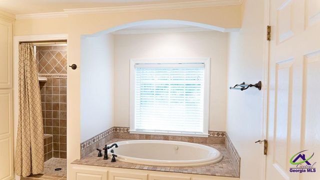 52 Walden Way, Hawkinsville, GA 31036