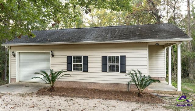 52 Walden Way, Hawkinsville, GA 31036