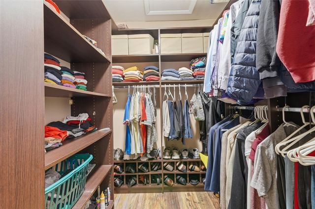 261 NE 16th Place 305, Fort Lauderdale, FL 33305