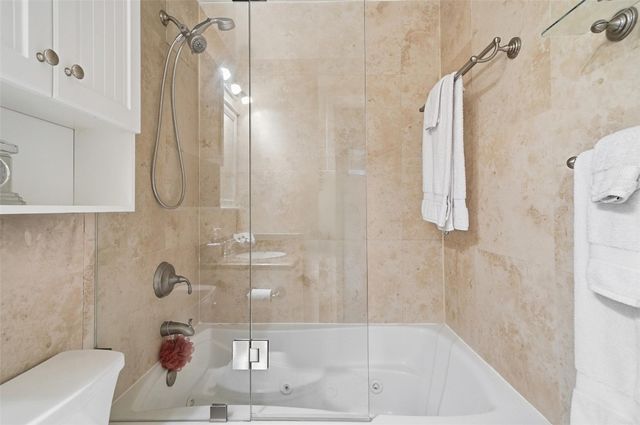 261 NE 16th Place 305, Fort Lauderdale, FL 33305