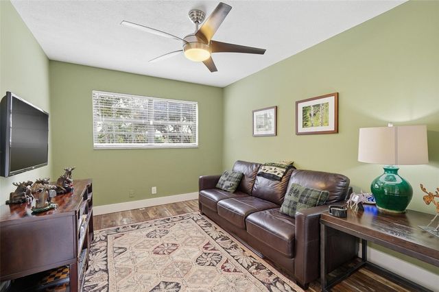 261 NE 16th Place 305, Fort Lauderdale, FL 33305