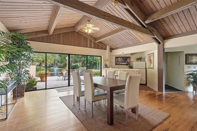 261 NE 16th Place 305, Fort Lauderdale, FL 33305