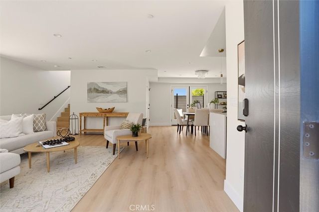 4604 W 172nd A, Lawndale, CA 90260