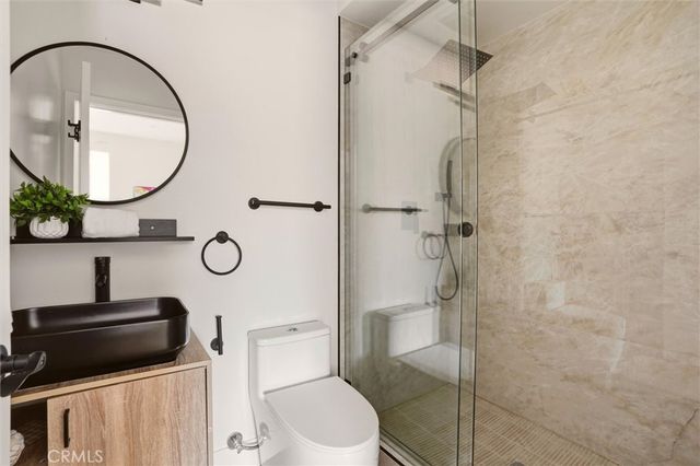 4604 W 172nd A, Lawndale, CA 90260