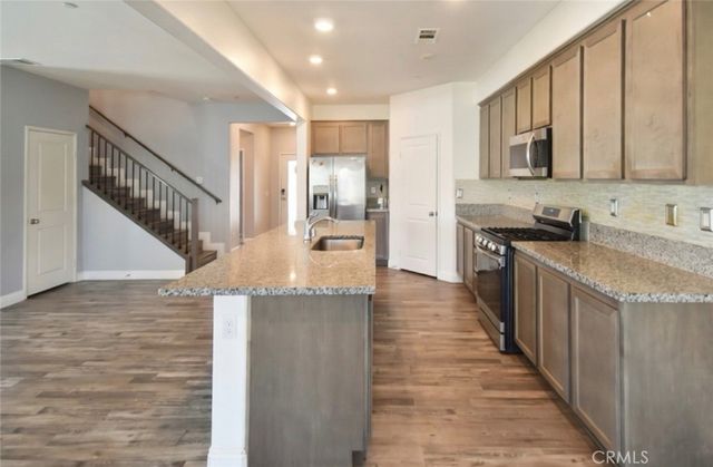12352 Osprey Lane, Victorville, CA 92392