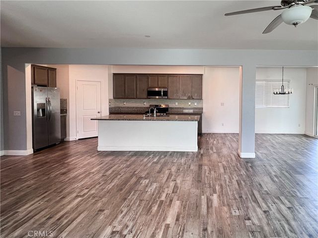 12352 Osprey Lane, Victorville, CA 92392