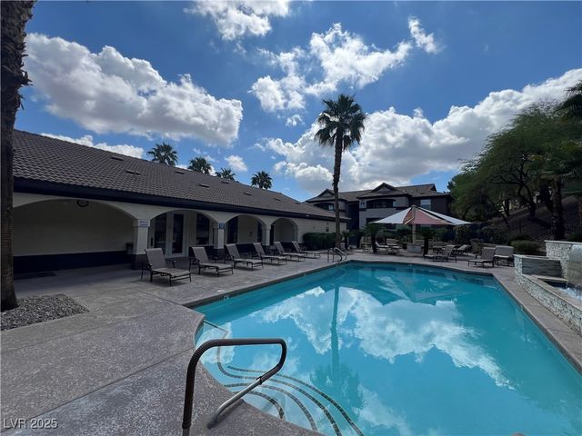 231 West Horizon Ridge Parkway 317, Henderson, NV 89012