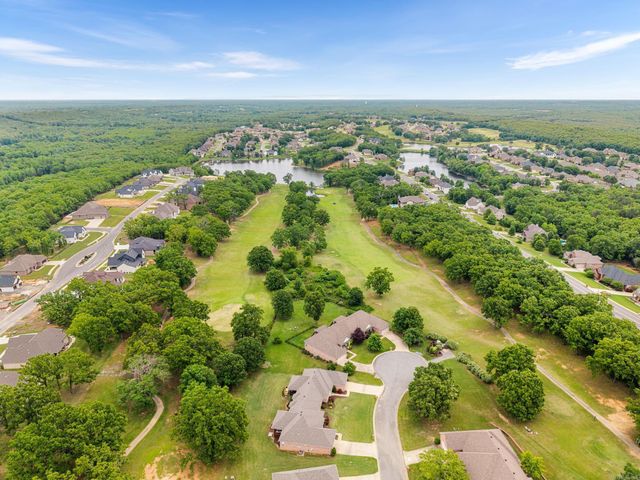 26 Algonquin Drive, Cabot, AR 72023