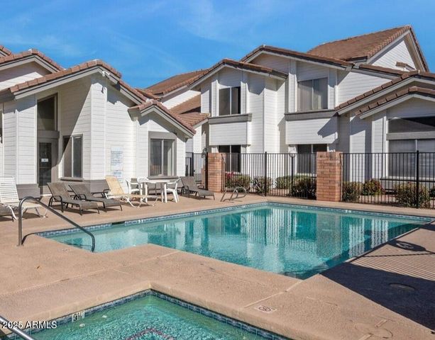 2201 N COMANCHE Drive 1080, Chandler, AZ 85224