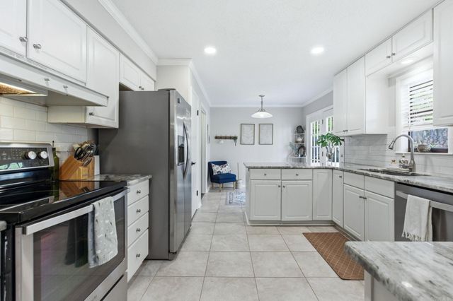 2700 Gristmill Road, Little Rock, AR 72227