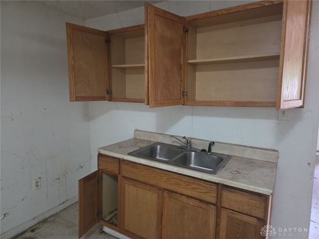 800 Linden Avenue, Dayton, OH 45410