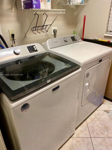 10370 SW 220th St 102, Cutler Bay, FL 33190