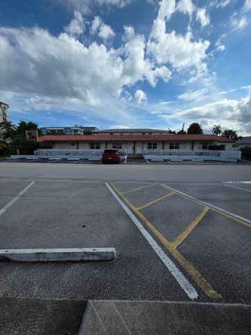 601 SE 20th Avenue 4, Deerfield Beach, FL 33441