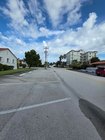 601 SE 20th Avenue 4, Deerfield Beach, FL 33441