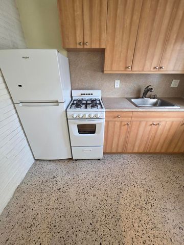 601 SE 20th Avenue 4, Deerfield Beach, FL 33441