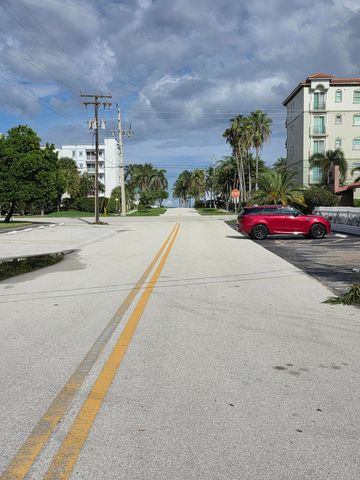 601 SE 20th Avenue 4, Deerfield Beach, FL 33441