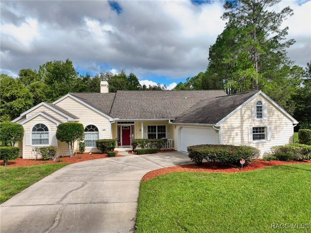 14 Blue Beech Court, Homosassa, FL 34446