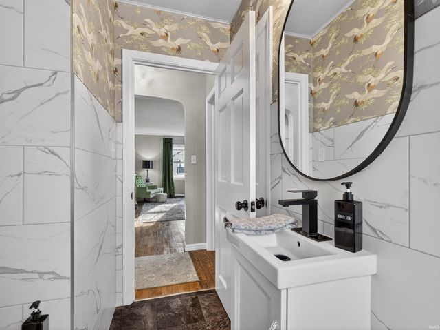 1139 Clara Avenue, Fort Wayne, IN 46805