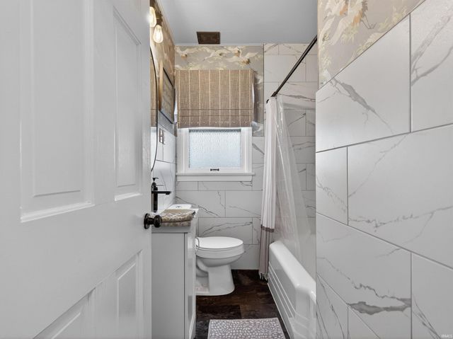 1139 Clara Avenue, Fort Wayne, IN 46805