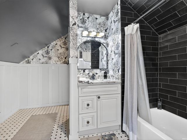 1139 Clara Avenue, Fort Wayne, IN 46805