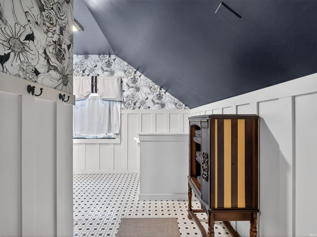 1139 Clara Avenue, Fort Wayne, IN 46805