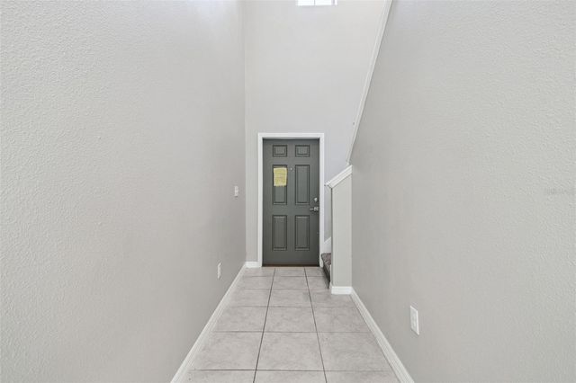 5157 WHITE CHICORY DRIVE, Apollo Beach, FL 33572