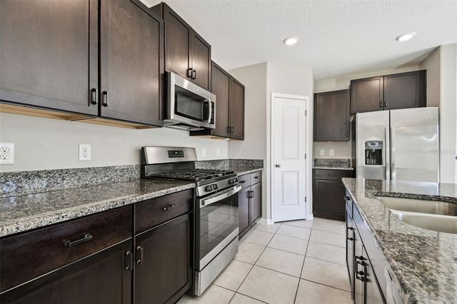 5157 WHITE CHICORY DRIVE, Apollo Beach, FL 33572