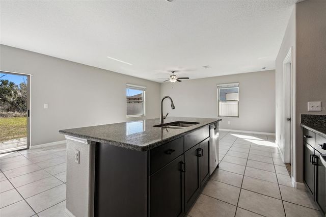 5157 WHITE CHICORY DRIVE, Apollo Beach, FL 33572