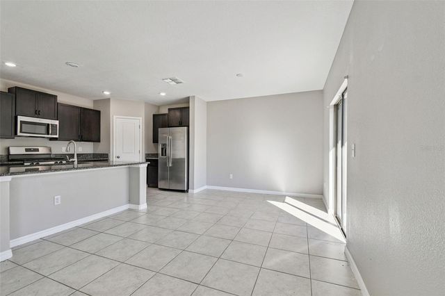 5157 WHITE CHICORY DRIVE, Apollo Beach, FL 33572