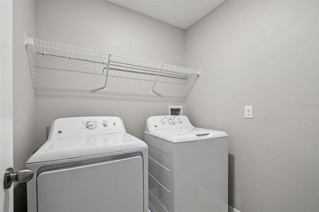 5157 WHITE CHICORY DRIVE, Apollo Beach, FL 33572