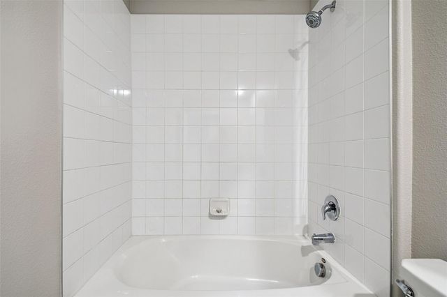 5157 WHITE CHICORY DRIVE, Apollo Beach, FL 33572