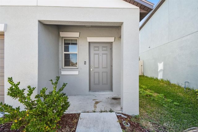 5157 WHITE CHICORY DRIVE, Apollo Beach, FL 33572