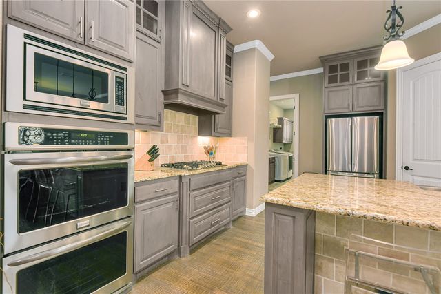 150 Hackney Street, Waxahachie, TX 75165