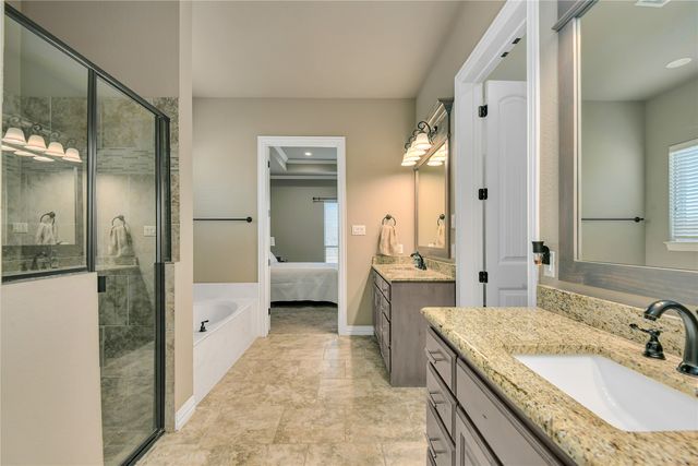 150 Hackney Street, Waxahachie, TX 75165