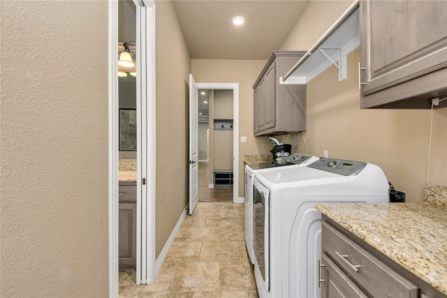 150 Hackney Street, Waxahachie, TX 75165