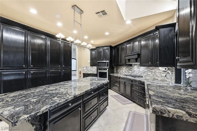 7751 Radcliff Street, Las Vegas, NV 89123