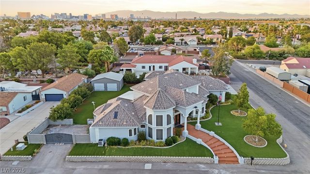 7751 Radcliff Street, Las Vegas, NV 89123