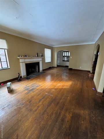 13109 Kilbourne Street, Detroit, MI 48213