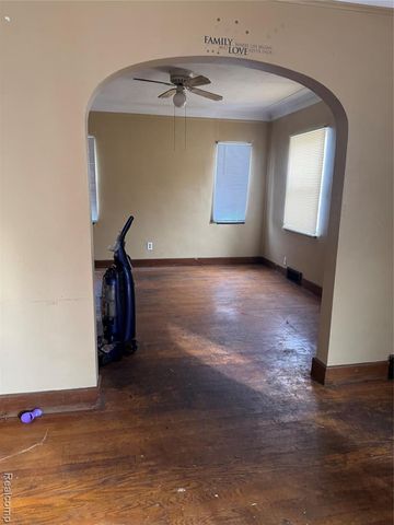 13109 Kilbourne Street, Detroit, MI 48213