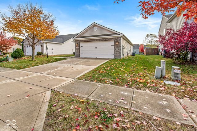 19418 Links Lane, Noblesville, IN 46062