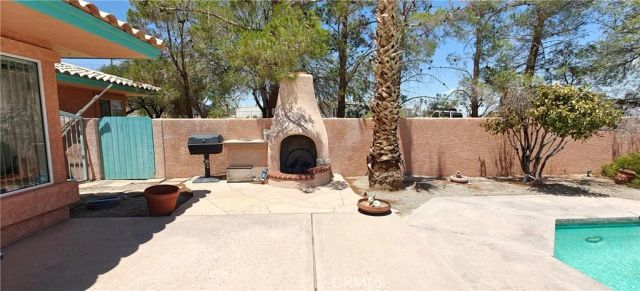 6144 Carodean, 29 Palms, CA 92277