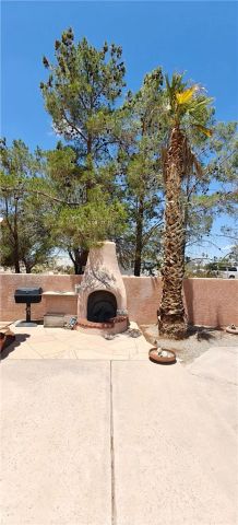 6144 Carodean, 29 Palms, CA 92277