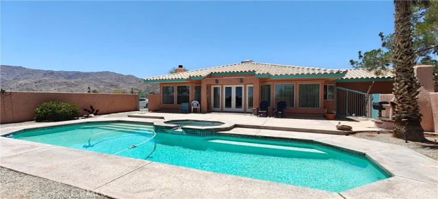 6144 Carodean, 29 Palms, CA 92277