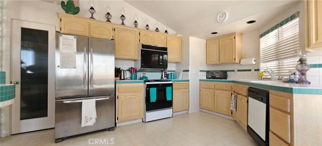 6144 Carodean, 29 Palms, CA 92277