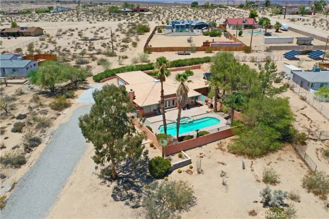 6144 Carodean, 29 Palms, CA 92277