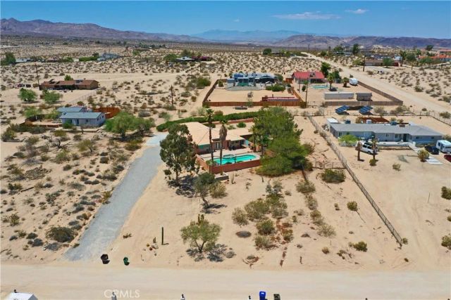 6144 Carodean, 29 Palms, CA 92277