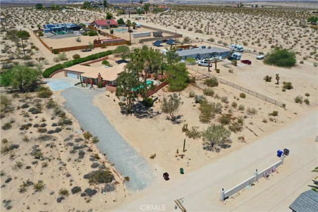 6144 Carodean, 29 Palms, CA 92277