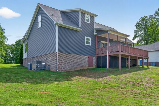 633 Victoria Ln, Sparta, TN 38583