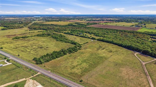 13393 US Highway 69, Bells, TX 75414